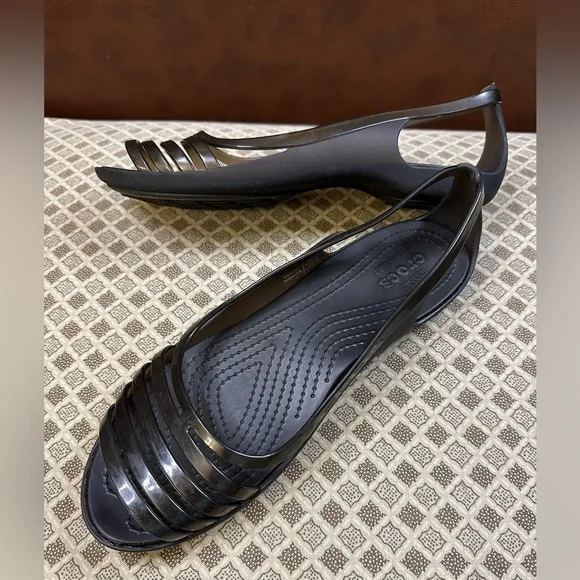 Crocs huarache flat jelly sandals deals